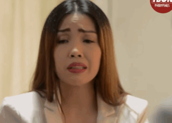 H0710010 Babae inakit ang boss sa kabilang kompanya